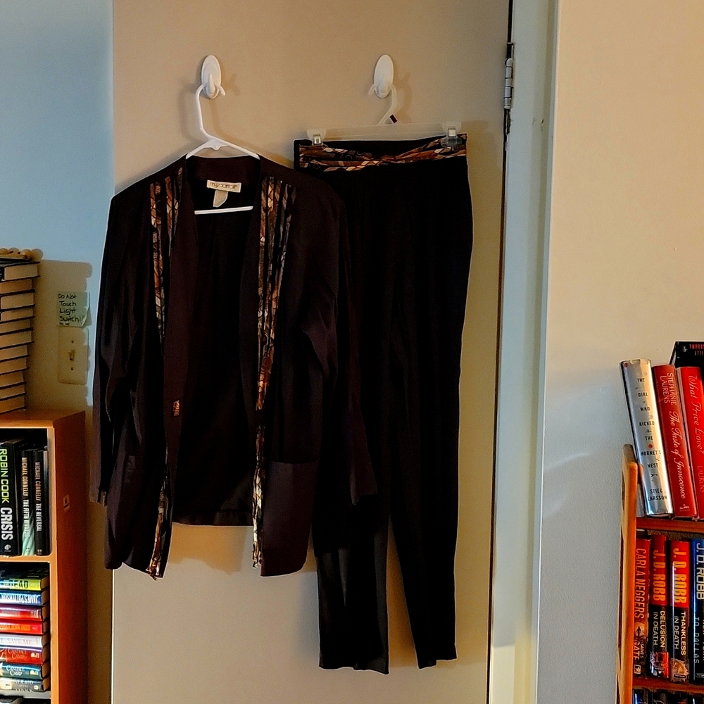 Medium Size Two piece Pant Suit